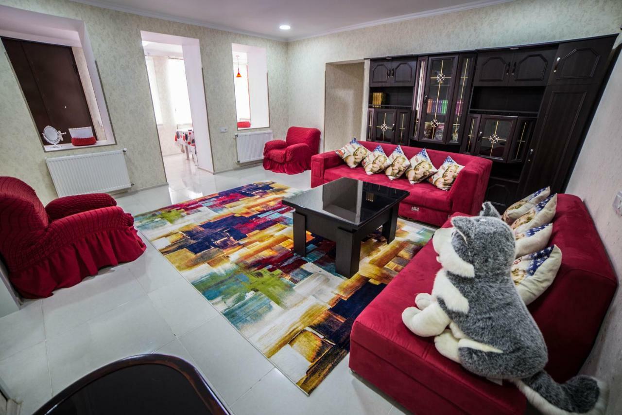 קוטאיסי Guest House Theodora מראה חיצוני תמונה