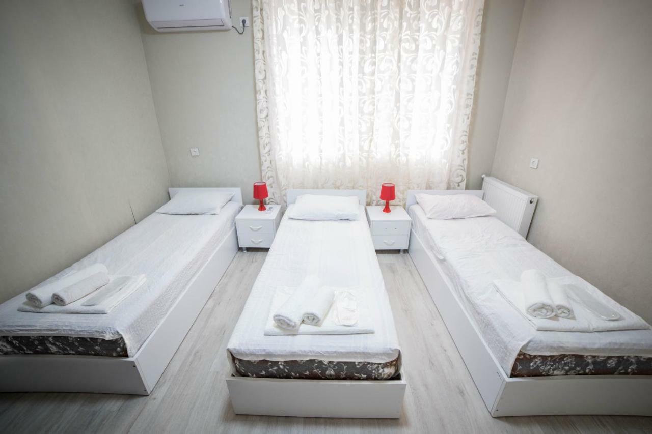 קוטאיסי Guest House Theodora מראה חיצוני תמונה