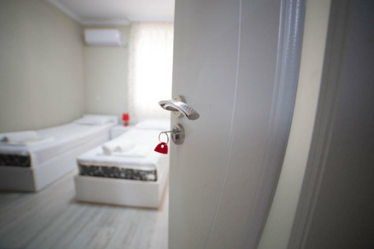 קוטאיסי Guest House Theodora מראה חיצוני תמונה