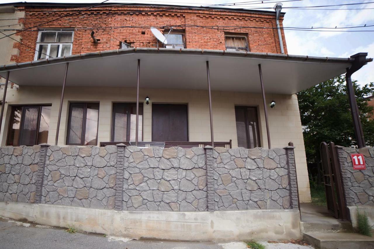קוטאיסי Guest House Theodora מראה חיצוני תמונה